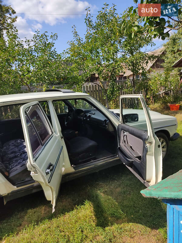 Седан Mercedes-Benz E-Class 1978 в Березному фото 3 Седан Mercedes-Benz E-Class 1978 в Березному