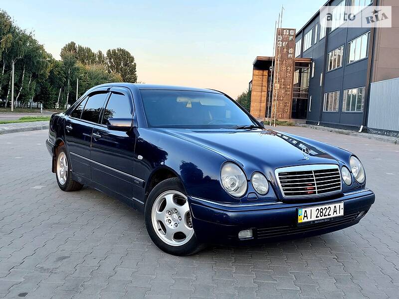 Седан Mercedes-Benz E-Class 1998 в 