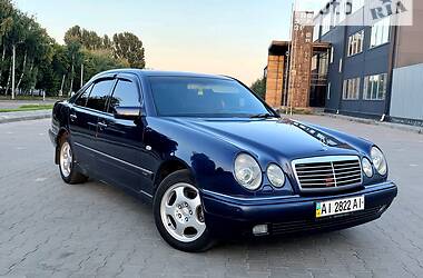Седан Mercedes-Benz E-Class 1998 в 