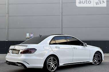 Седан Mercedes-Benz E-Class 2015 в 