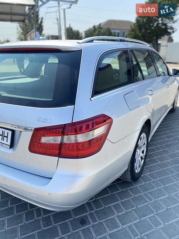 Універсал Mercedes-Benz E-Class 2012 в Херсоні фото 8 Універсал Mercedes-Benz E-Class 2012 в Херсоні