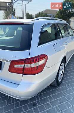 Универсал Mercedes-Benz E-Class 2012 в 