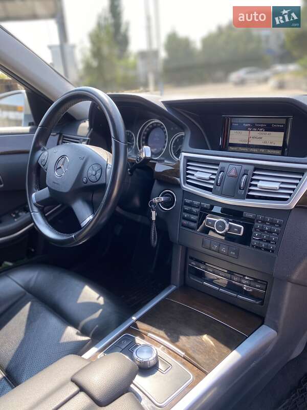 Універсал Mercedes-Benz E-Class 2012 в Херсоні фото 10 Універсал Mercedes-Benz E-Class 2012 в Херсоні