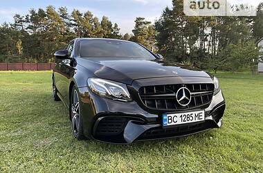 Седан Mercedes-Benz E-Class 2019 в Львові