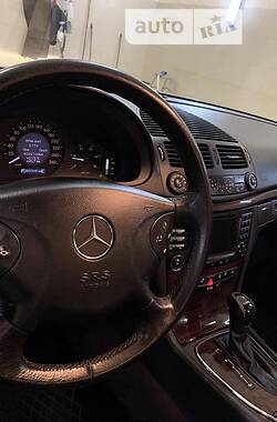 Седан Mercedes-Benz E-Class 2004 в Дрогобыче