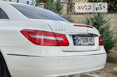 Купе Mercedes-Benz E-Class 2010 в Одесі