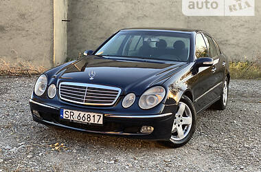 Седан Mercedes-Benz E-Class 2003 в Черновцах