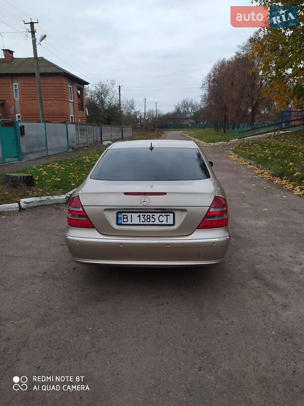 Седан Mercedes-Benz E-Class 2005 в Зіньківі