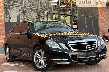 Седан Mercedes-Benz E-Class 2013 в 