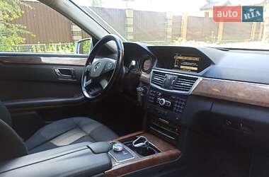 Универсал Mercedes-Benz E-Class 2011 в Киеве