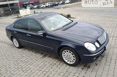 Седан Mercedes-Benz E-Class 2003 в Береговому