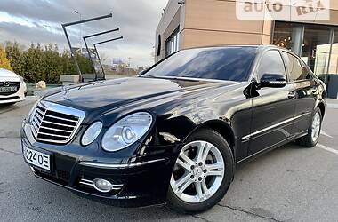 Седан Mercedes-Benz E-Class 2007 в Дніпрі