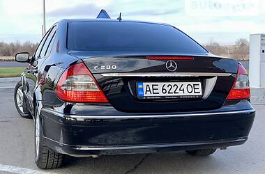 Седан Mercedes-Benz E-Class 2007 в Дніпрі