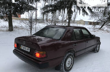 Седан Mercedes-Benz E-Class 1989 в Тернополе