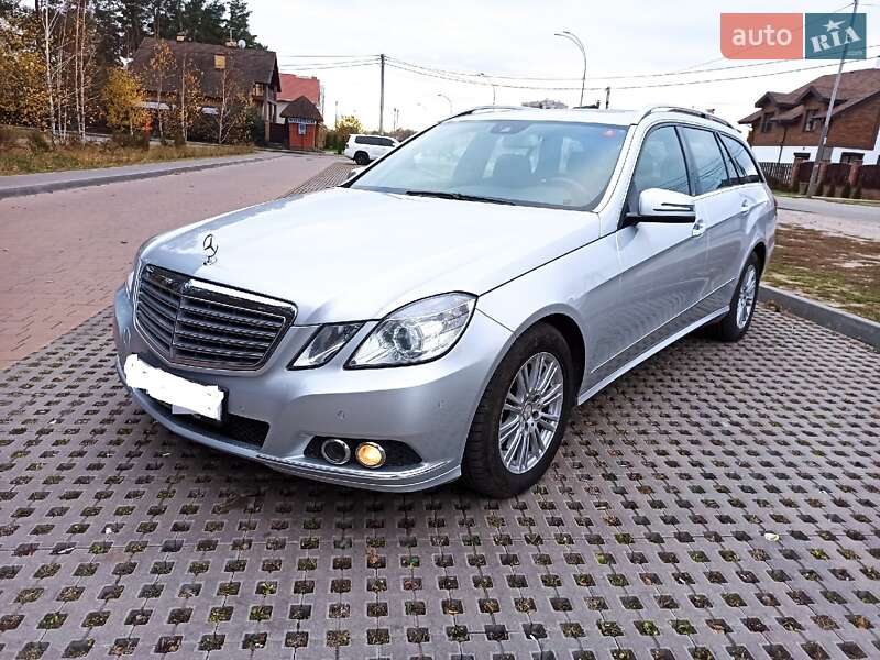 Mercedes-Benz E-Class 2011