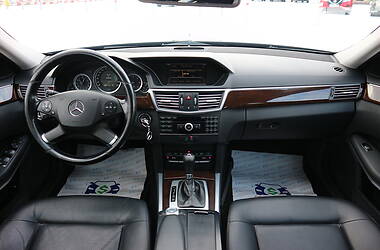 Седан Mercedes-Benz E-Class 2009 в Харькове