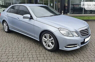 Седан Mercedes-Benz E-Class 2012 в Івано-Франківську