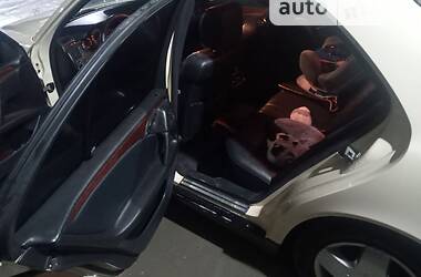 Седан Mercedes-Benz E-Class 2000 в 