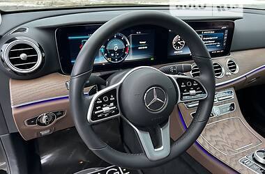 Седан Mercedes-Benz E-Class 2019 в Тернополе