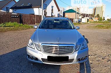 Универсал Mercedes-Benz E-Class 2011 в Киеве