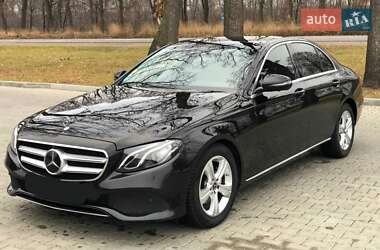 Седан Mercedes-Benz E-Class 2017 в Киеве