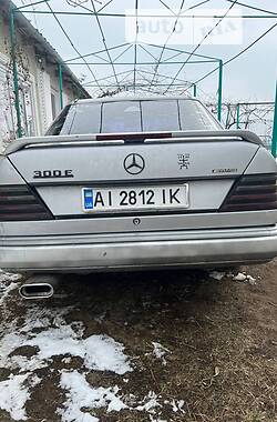 Седан Mercedes-Benz E-Class 1990 в Іванівці