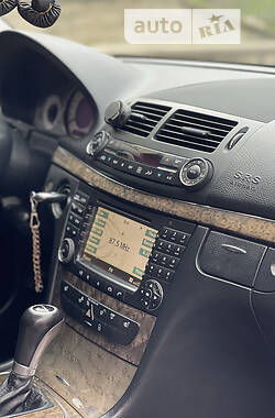 Седан Mercedes-Benz E-Class 2008 в 