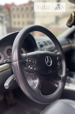 Седан Mercedes-Benz E-Class 2008 в 