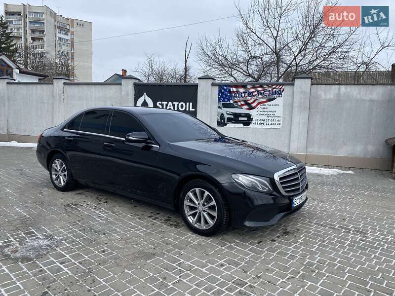 Седан Mercedes-Benz E-Class 2016 в Дрогобыче