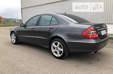 Седан Mercedes-Benz E-Class 2008 в Хусте