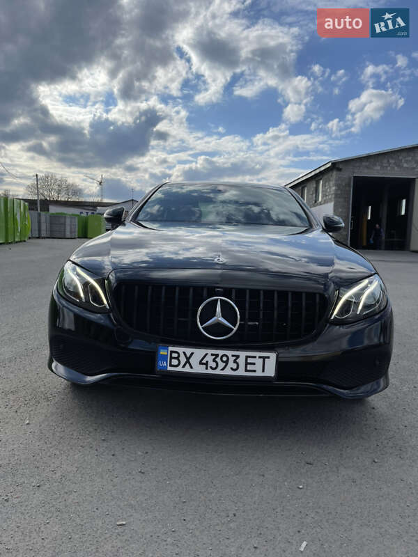 Седан Mercedes-Benz E-Class 2017 в Кам'янець-Подільському