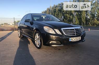 Седан Mercedes-Benz E-Class 2010 в Ковелі