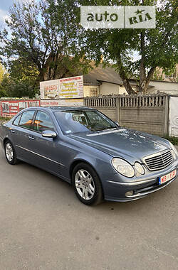 Седан Mercedes-Benz E-Class 2003 в Костополе