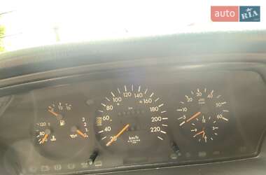 Седан Mercedes-Benz E-Class 1994 в 