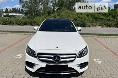 Седан Mercedes-Benz E-Class 2018 в 