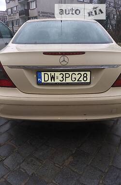 Седан Mercedes-Benz E-Class 2008 в Шумске