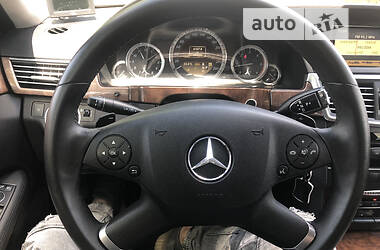 Седан Mercedes-Benz E-Class 2012 в 