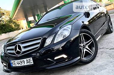 Купе Mercedes-Benz E-Class 2010 в Дніпрі