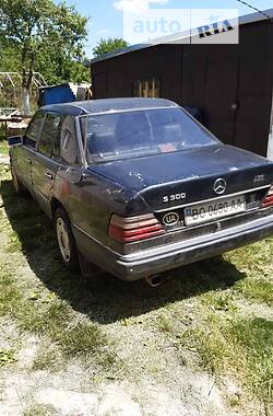 Седан Mercedes-Benz E-Class 1996 в Тернополі