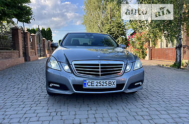 Седан Mercedes-Benz E-Class 2009 в Черновцах