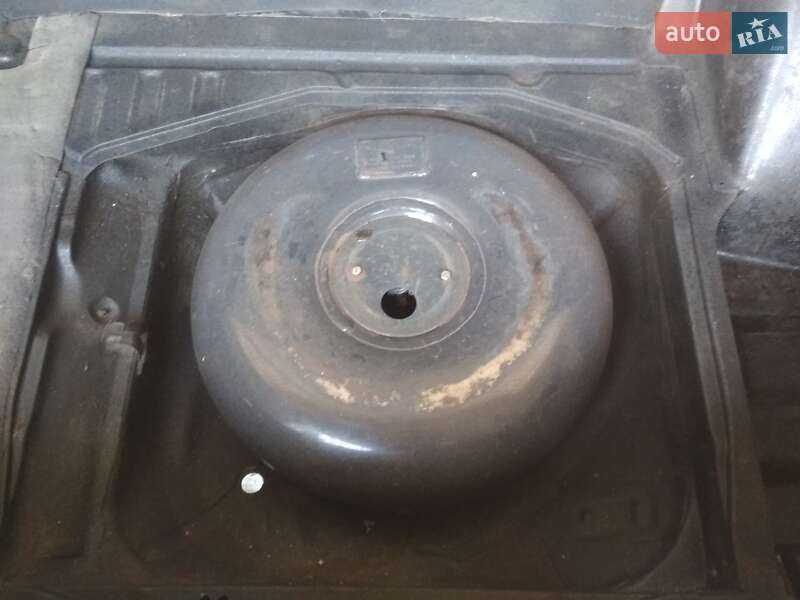 Седан Mercedes-Benz E-Class 1979 в Тернополі