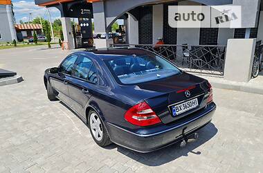 Седан Mercedes-Benz E-Class 2003 в Староконстантинове