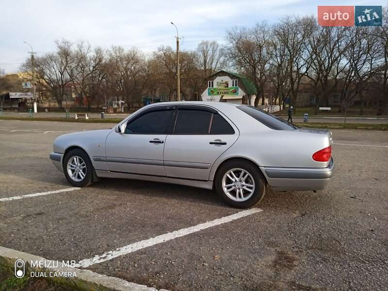 Седан Mercedes-Benz E-Class 1998 в Белгороде-Днестровском