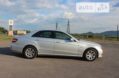 Універсал Mercedes-Benz E-Class 2010 в Хусті