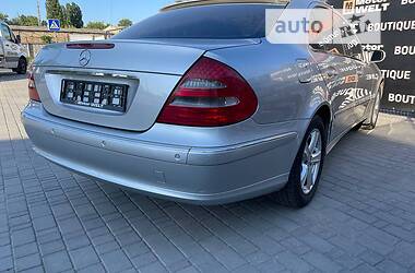 Седан Mercedes-Benz E-Class 2006 в Одессе