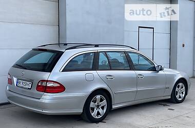 Универсал Mercedes-Benz E-Class 2004 в 