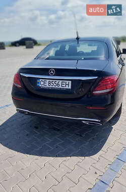 Седан Mercedes-Benz E-Class 2016 в Черновцах