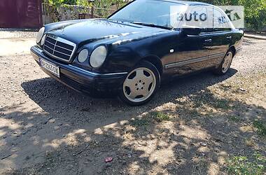 Седан Mercedes-Benz E-Class 1996 в Белгороде-Днестровском