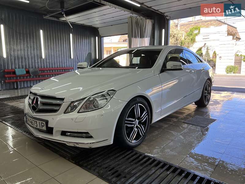 Купе Mercedes-Benz E-Class 2012 в Одессе