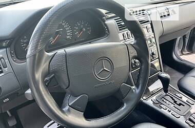 Седан Mercedes-Benz E-Class 1998 в Києві